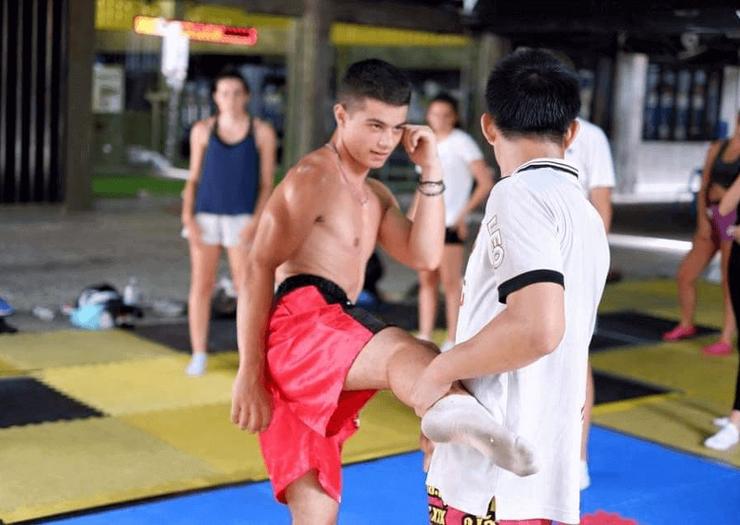 Jaroenthong Muay Thai Gym - Private Class prices per person Riva Surya Bangkok Hotel Jaroenthong Muay Thai Gym - Private Class prices per person Riva Surya Bangkok Hotel