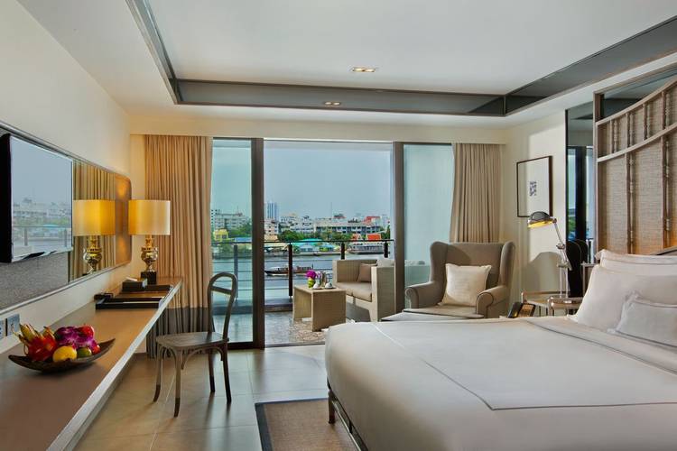 Deluxe riva room Hotel Riva Surya Bangkok