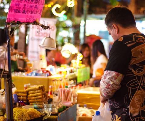 Banglamphu market Riva Surya Bangkok Hotel