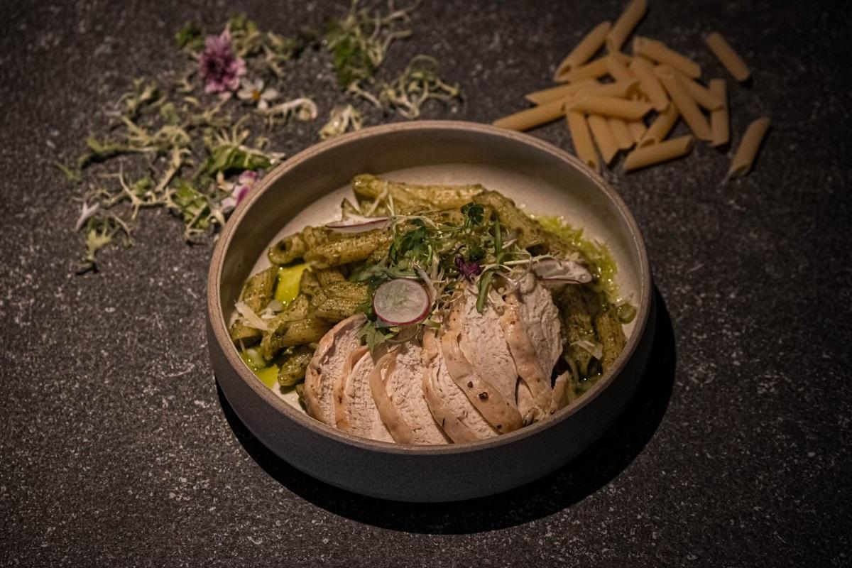 ร้านอาหารบับเบิ้ล แอนด์ กริลล์ โรงแรม ริว่า เซอร์ย่า กรุงเทพฯ กรุงเทพมหานคร