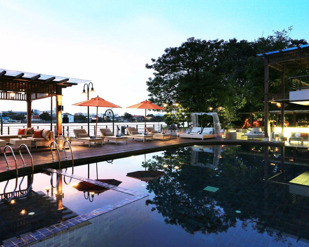 River Front Area Riva Surya Bangkok Hotel